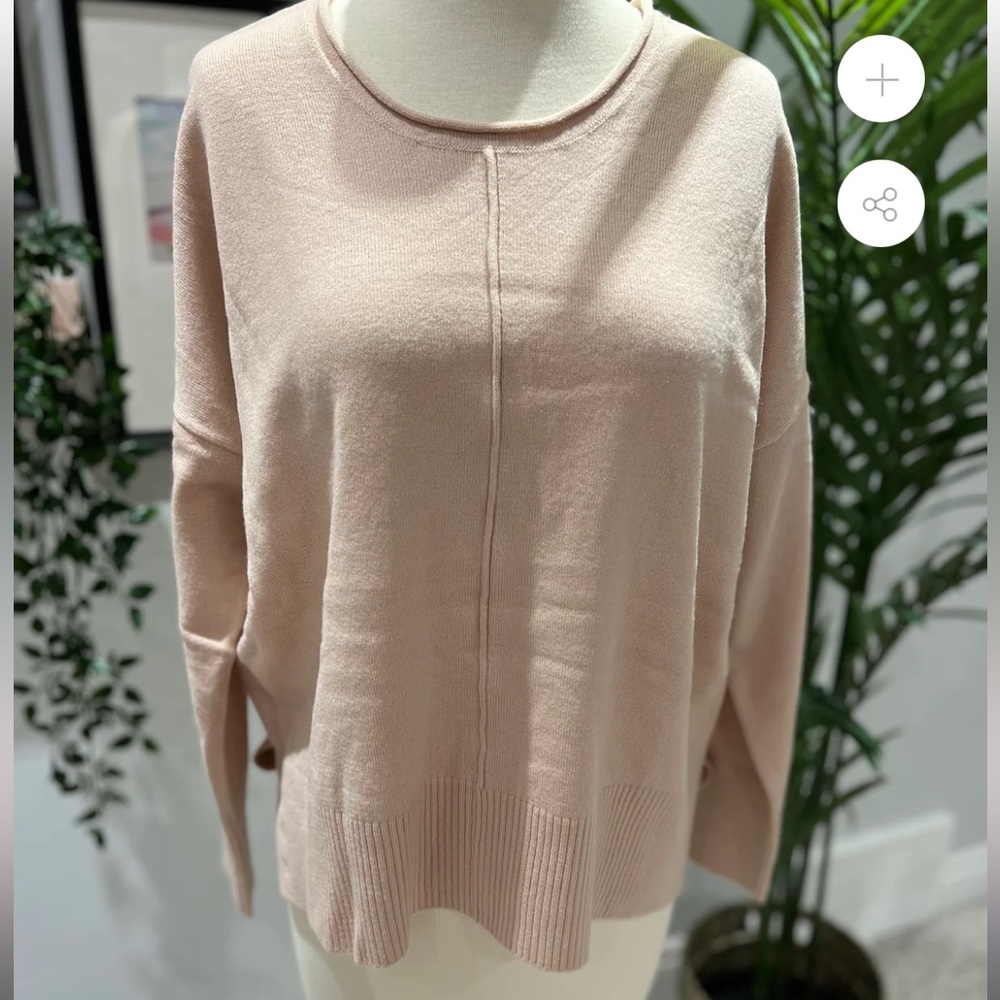Double Zero Relaxed crew neck sweater size M/L